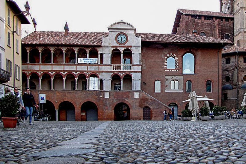 Palazzo del Broletto